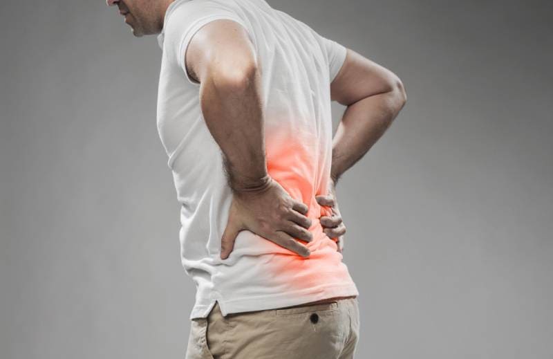 Diagnóstico y tratamiento de dolor en columna vertebral ofrecido  por él Dr. Adrián Abrego - Especialista en Neurocirugía y Cirugía de Columna