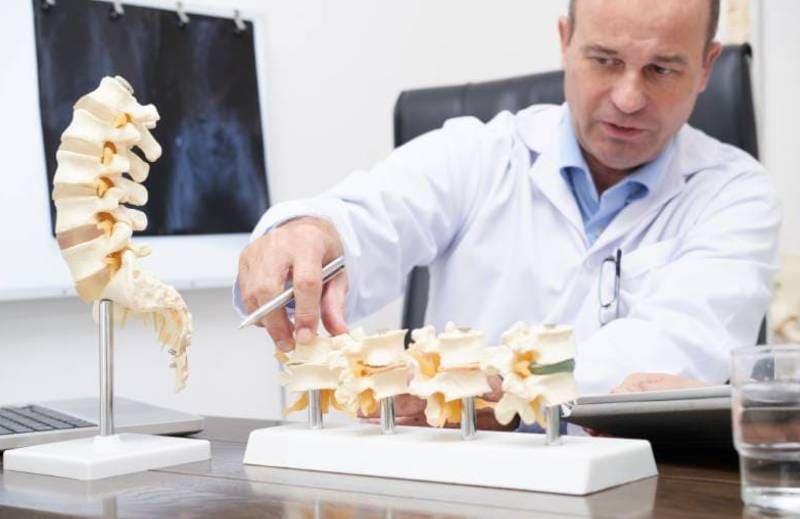  Diagnóstico y tratamiento de Tumores de la columna vertebral   ofrecido  por él Dr. Adrián Abrego - Especialista en Neurocirugía y Cirugía de Columna